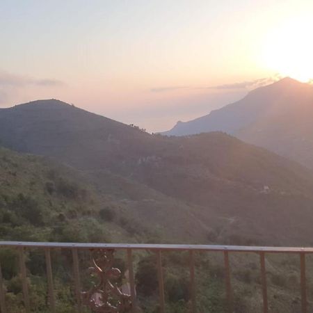 Appartamento "Al Borgo Antico" Aieta Exteriér fotografie